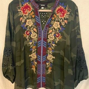 Johnny Was Camo Nepal Silk Embroidered Tunic Large